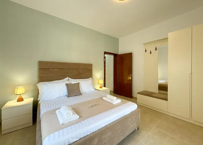 Empire 4 * Nea Michaniona