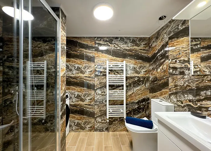 Empire 4 Apartamento *